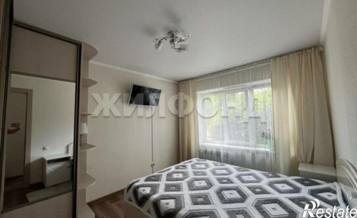 3-комн квартира ул Пирятинская, 03,  д. 03