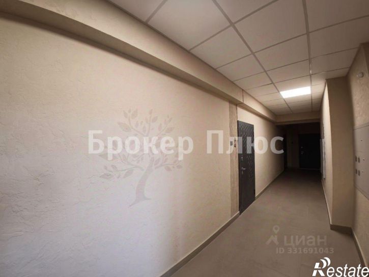 3-комн квартира ул Генерала Тихонова, 14,  д. 14