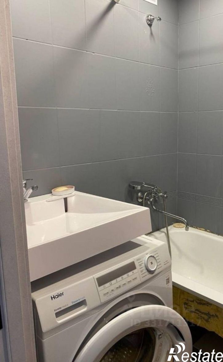 2-комн квартира ул Комарова, 28,  д. 28