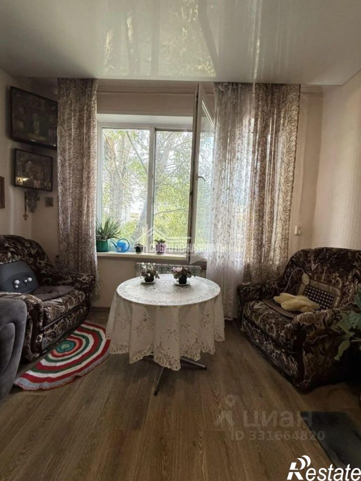 2-комн квартира ул Хакасская, 17,  д. 17