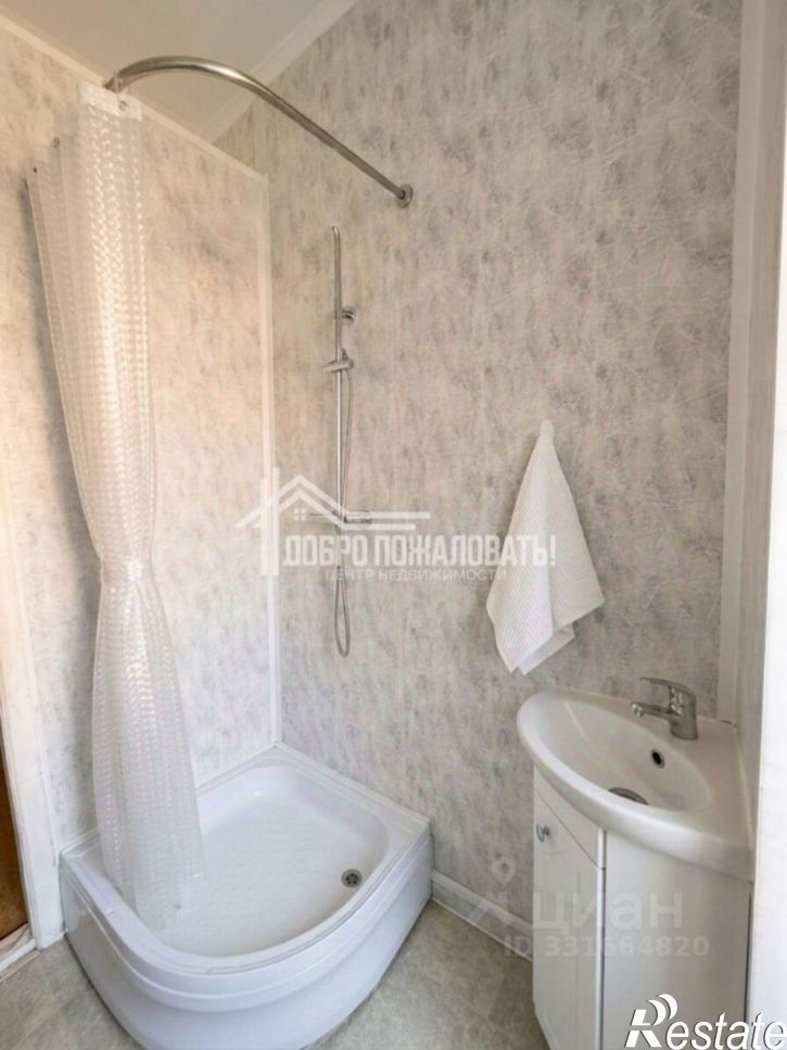 2-комн квартира ул Хакасская, 17,  д. 17