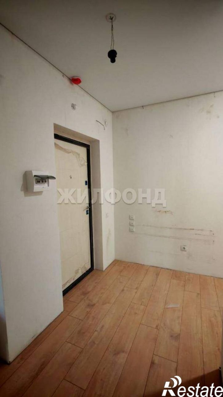 2-комн квартира Генерала Тихонова ул., д.8