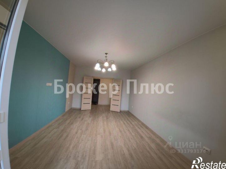 2-комн квартира ул Авиаторов, 6,  д. 6