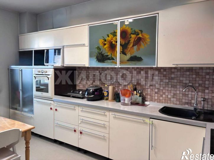 2-комн квартира Крылова ул., д.46