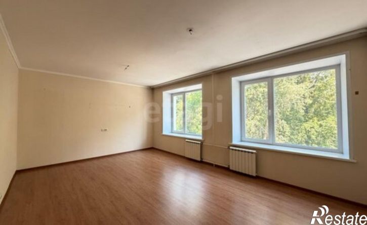 4-комн квартира ул Вяткина, 27,  д. 27