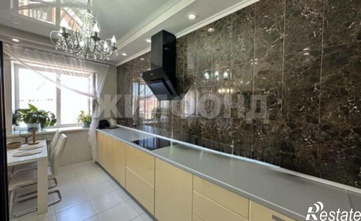 2-комн квартира улица Торосова, 9А