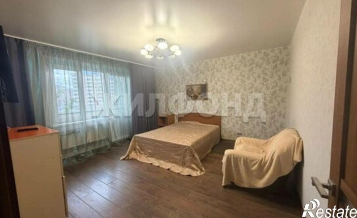 5-комн квартира ул Крылова, 106 2,  д. 106 2,  к. 2