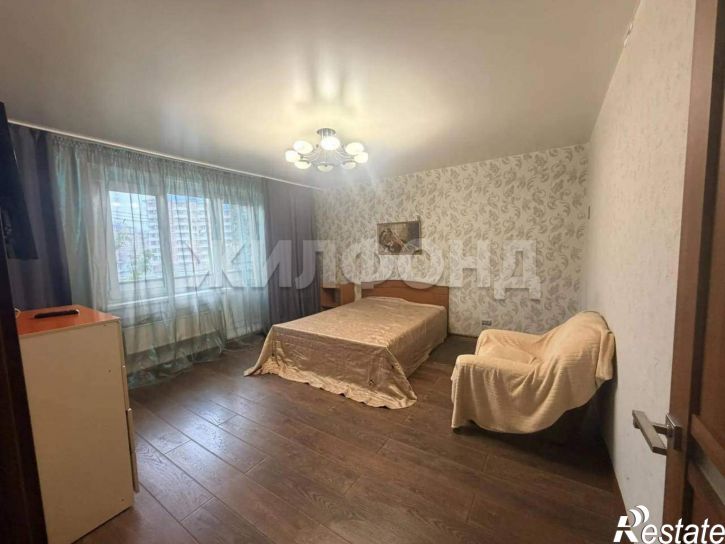 5-комн квартира Крылова ул., д.106к2