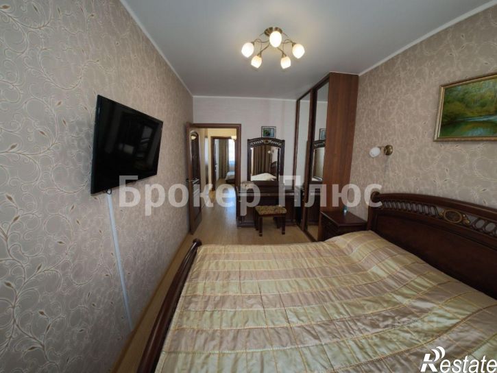 3-комн квартира пр-кт Дружбы Народов, 39А,  д. 39А
