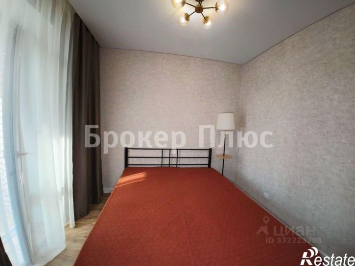1-комн квартира ул Генерала Тихонова, 8,  д. 8