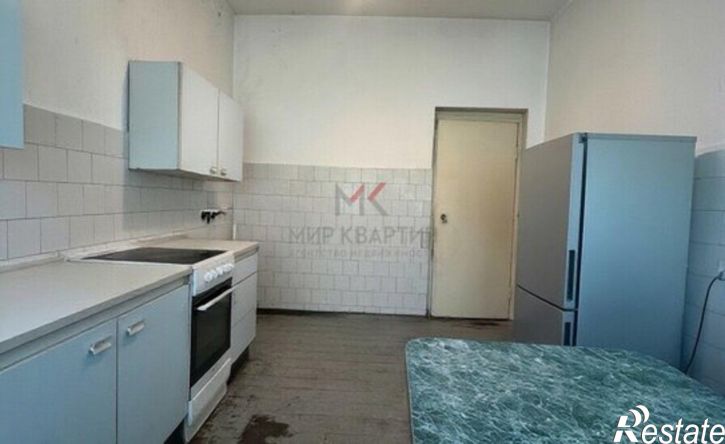 4-комн квартира ул Вяткина, 27,  д. 27