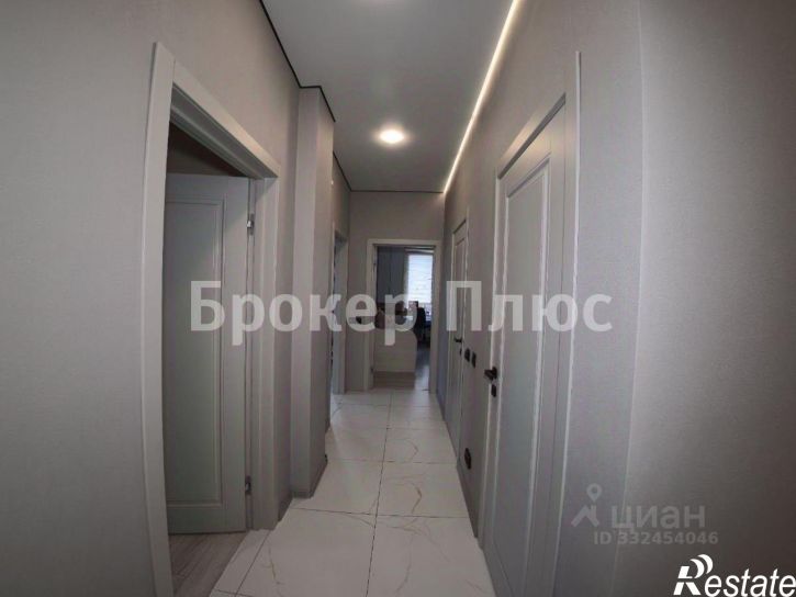 3-комн квартира ул Комарова, 7А,  д. 7А
