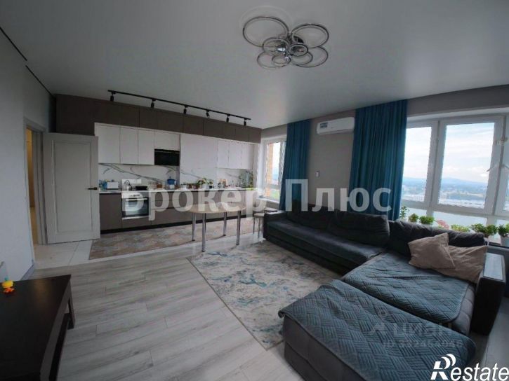 3-комн квартира ул Комарова, 7А,  д. 7А