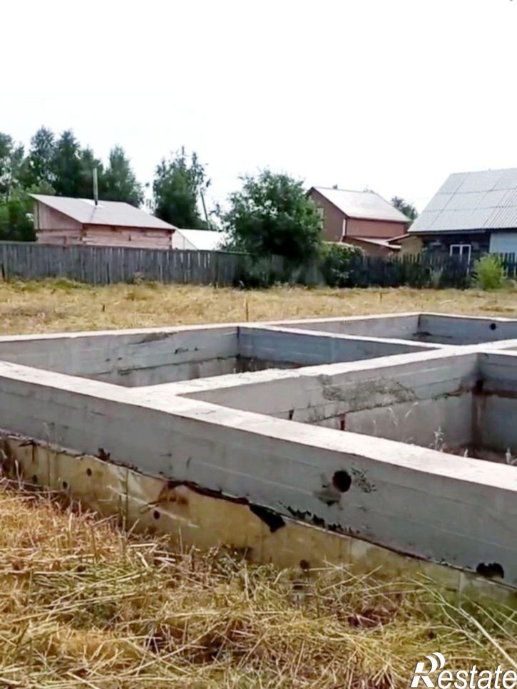 Земельный участок