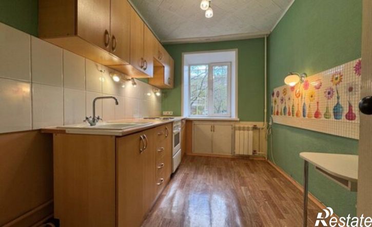 3-комн квартира ул Кошурникова, 11,  д. 11