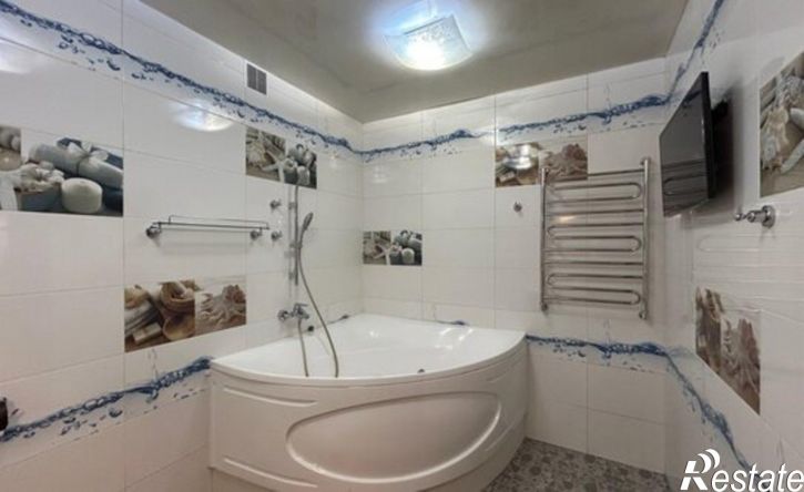 6-комн квартира ул Бограда, 118,  д. 118