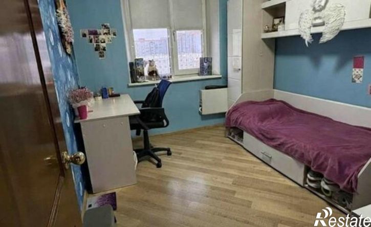 4-комн квартира ул Некрасова, 23,  д. 23
