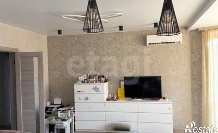 2-комн квартира улица Авиаторов, 6А