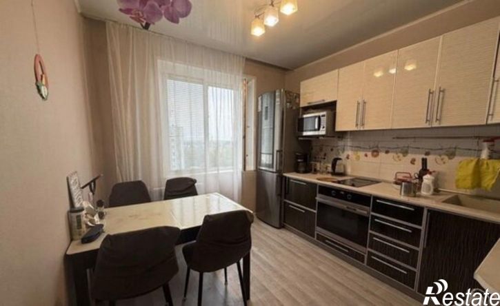 4-комн квартира ул Некрасова, 1,  д. 1