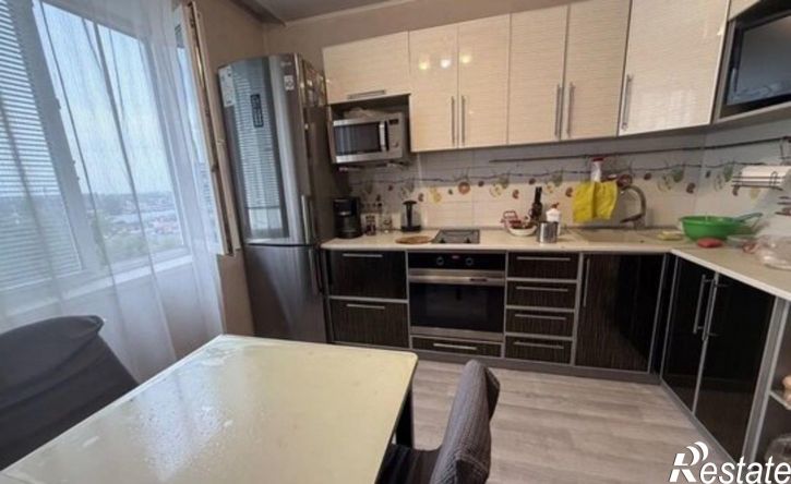 4-комн квартира ул Некрасова, 1,  д. 1