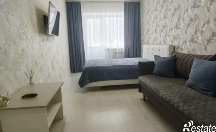 2-комн квартира ул Генерала Тихонова, 14,  д. 14