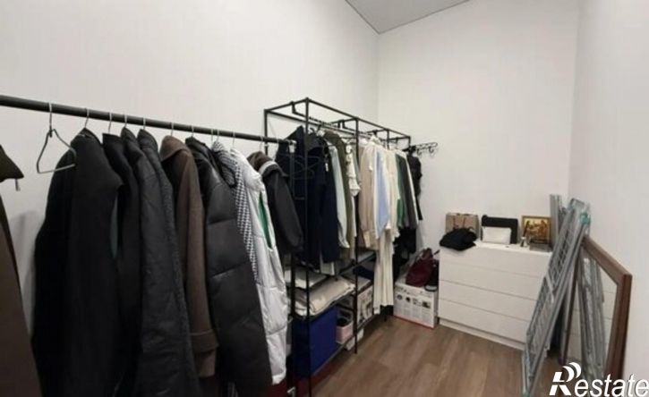 2-комн квартира ул Генерала Тихонова, 14,  д. 14