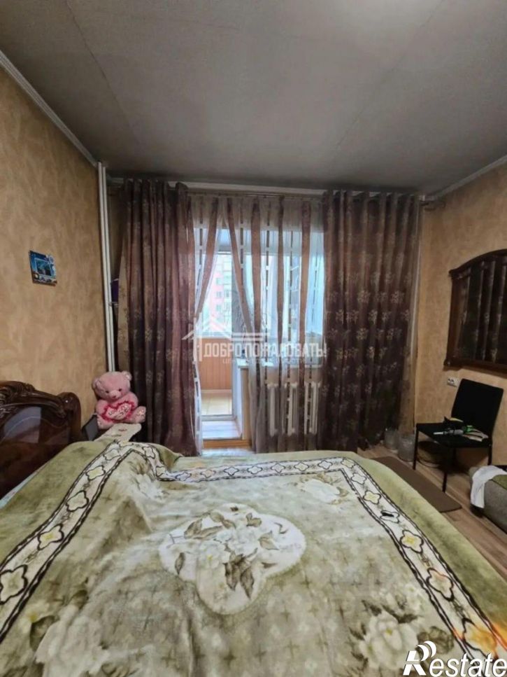 3-комн квартира ул Бограда, 118,  д. 118