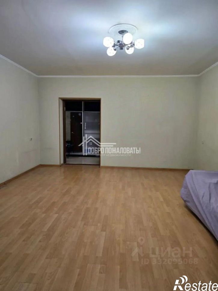 3-комн квартира ул Бограда, 118,  д. 118