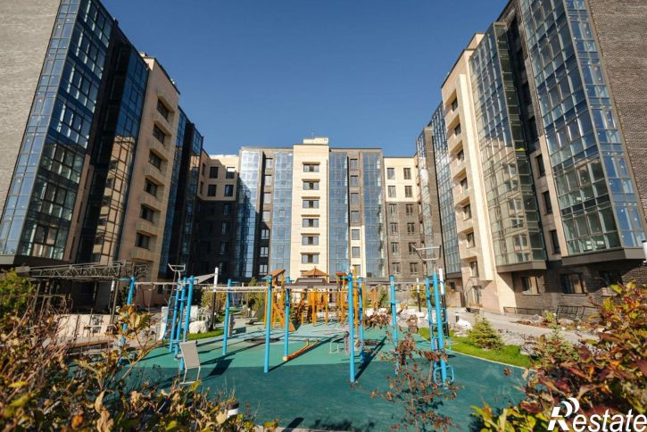 2-комн квартира в новом доме ул Авиаторов, 2,  д. 2