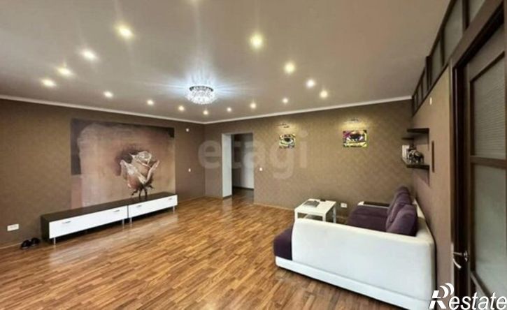 3-комн квартира ул Торосова, 17,  д. 17