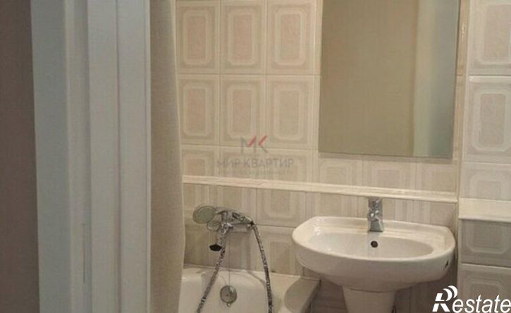 3-комн квартира пр-кт Дружбы Народов, 1,  д. 1