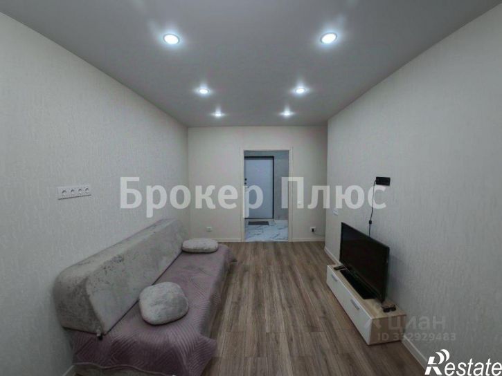 1-комн квартира ул Генерала Тихонова, 10/1,  д. 10/1