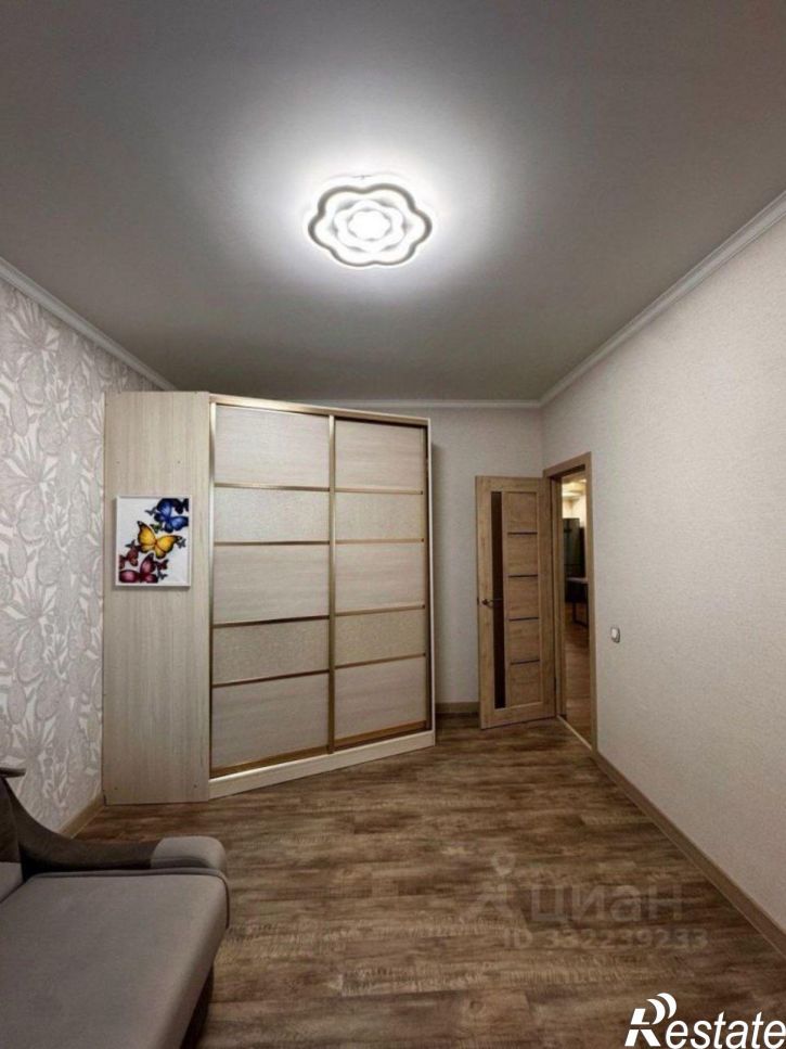3-комн квартира пр-кт Дружбы Народов, 43,  д. 43