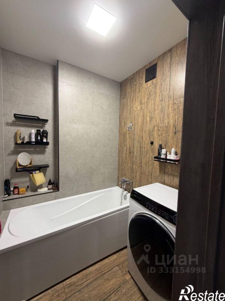 2-комн квартира ул Комарова, 24Б,  д. 24Б