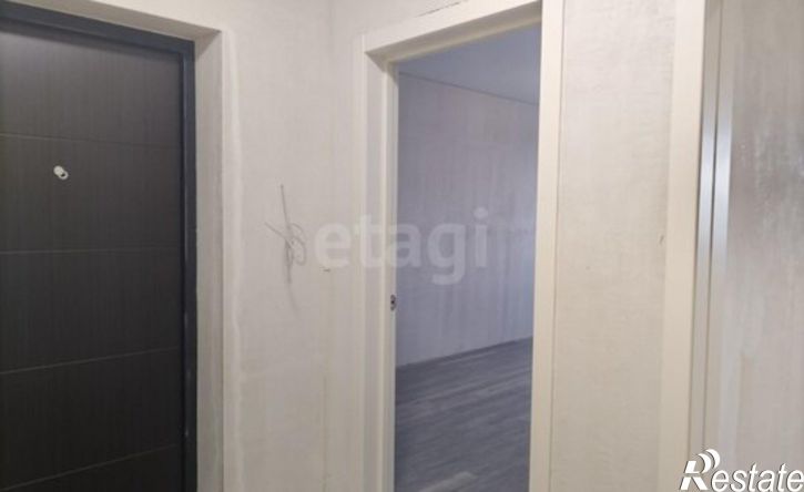 2-комн квартира ул Генерала Тихонова, 2,  д. 2