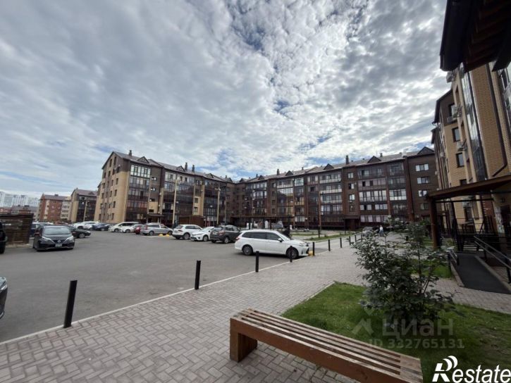 1-комн квартира улица Авиаторов, 6А
