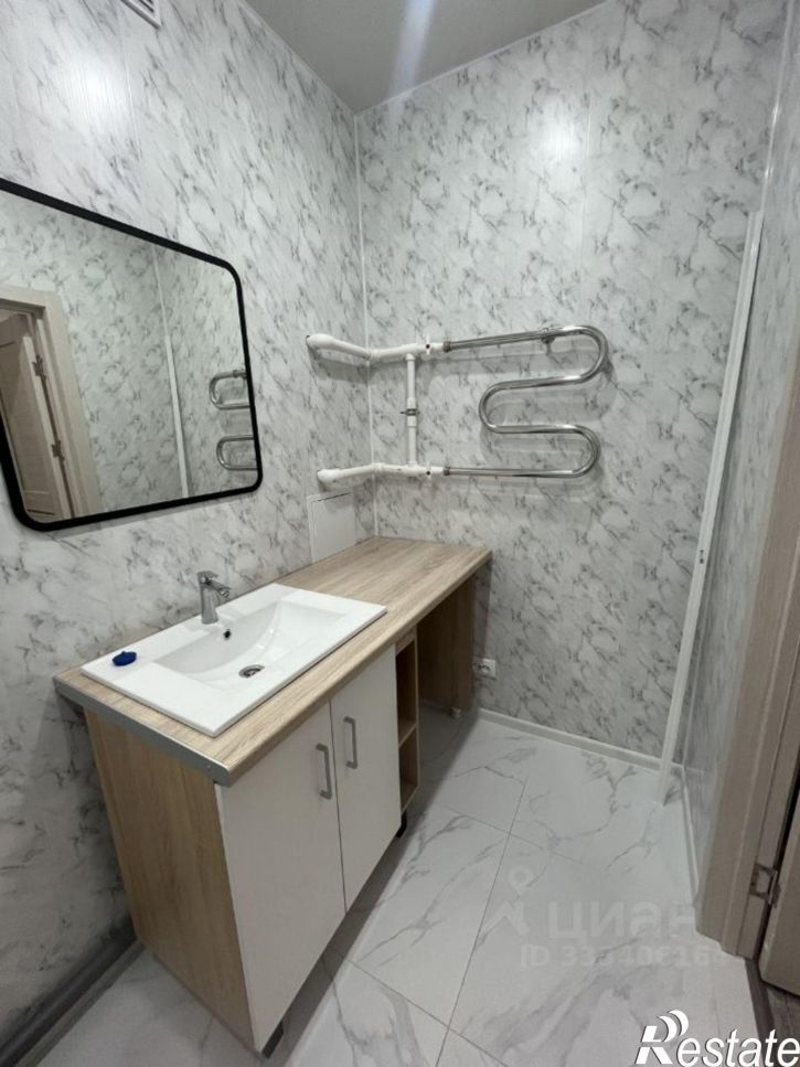 2-комн квартира улица Кирова, 185к4