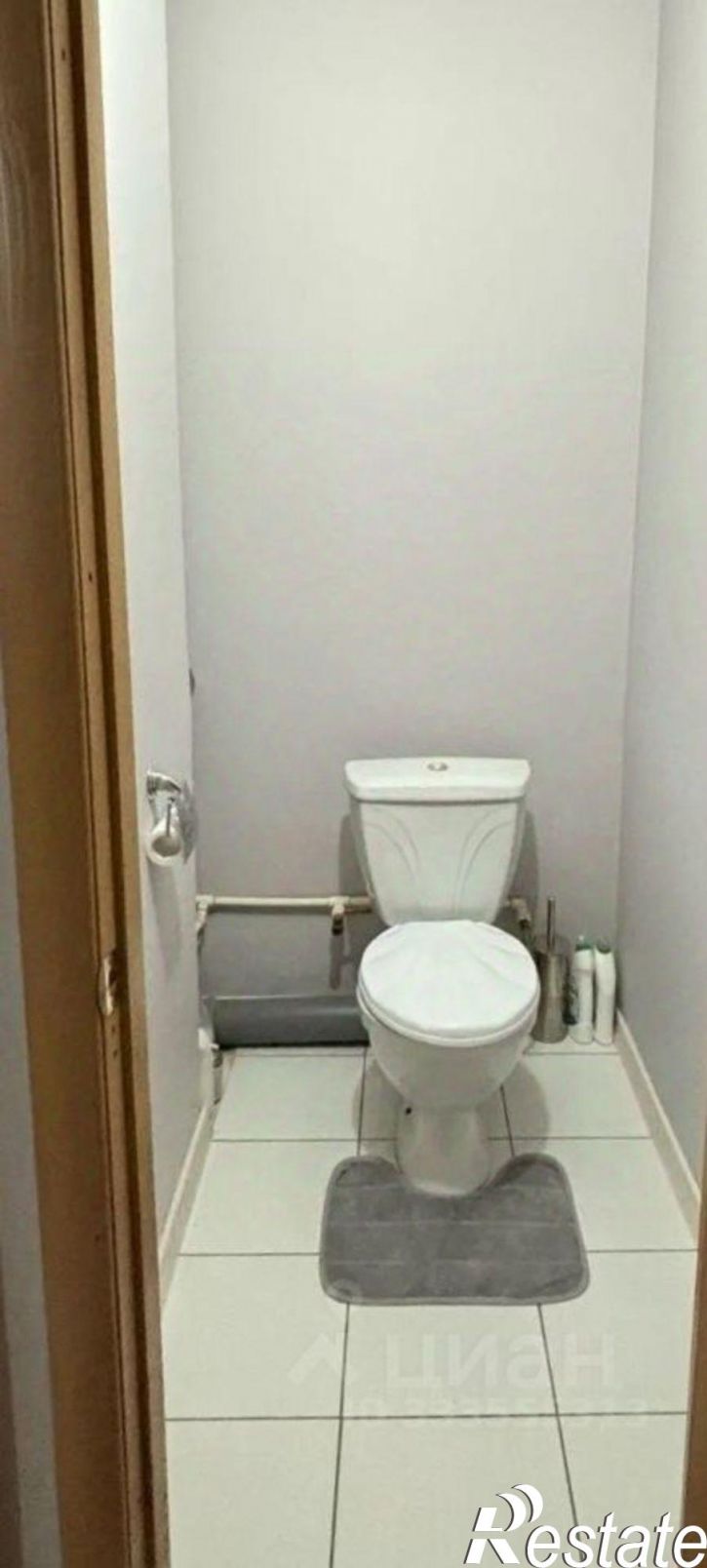 2-комн квартира пр-кт Дружбы Народов, 52,  д. 52