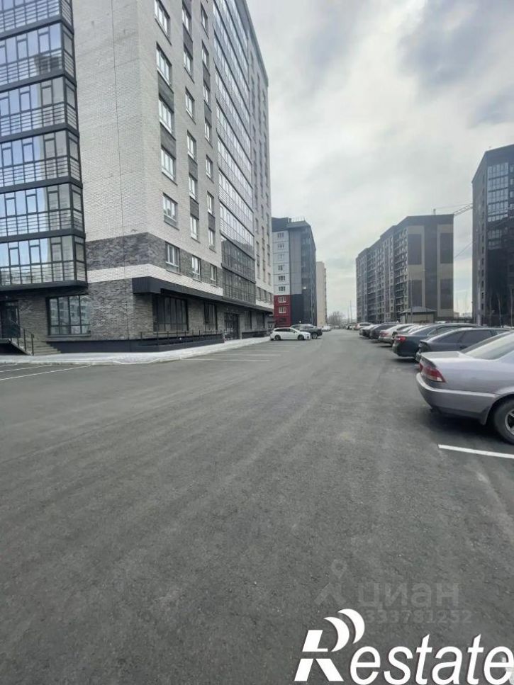 Торговое помещение улица Генерала Тихонова, 10/1,  д. 10/1