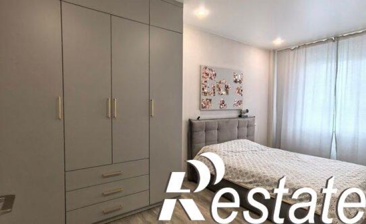 3-комн квартира улица Крылова, 46,  д. 46