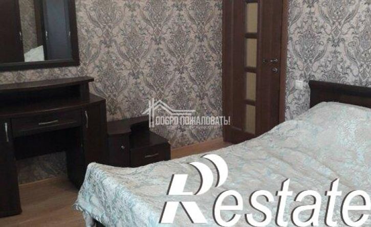 4-комн квартира улица Крылова, 73,  д. 73