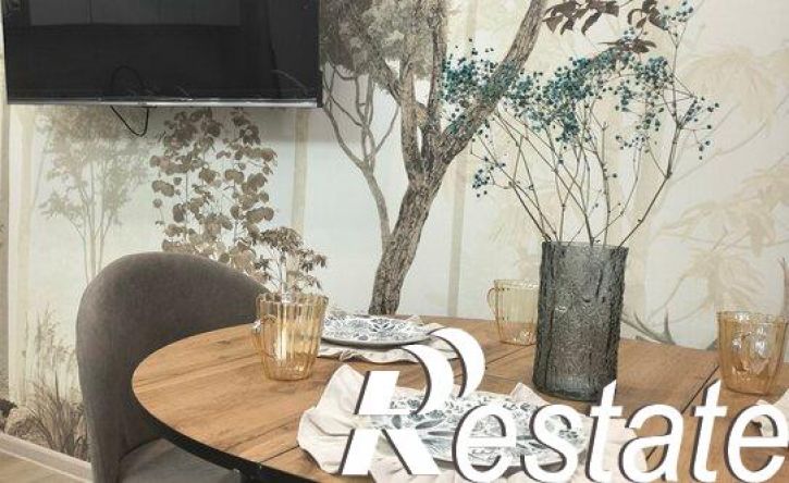 3-комн квартира улица Тельмана, 98А,  д. 98А