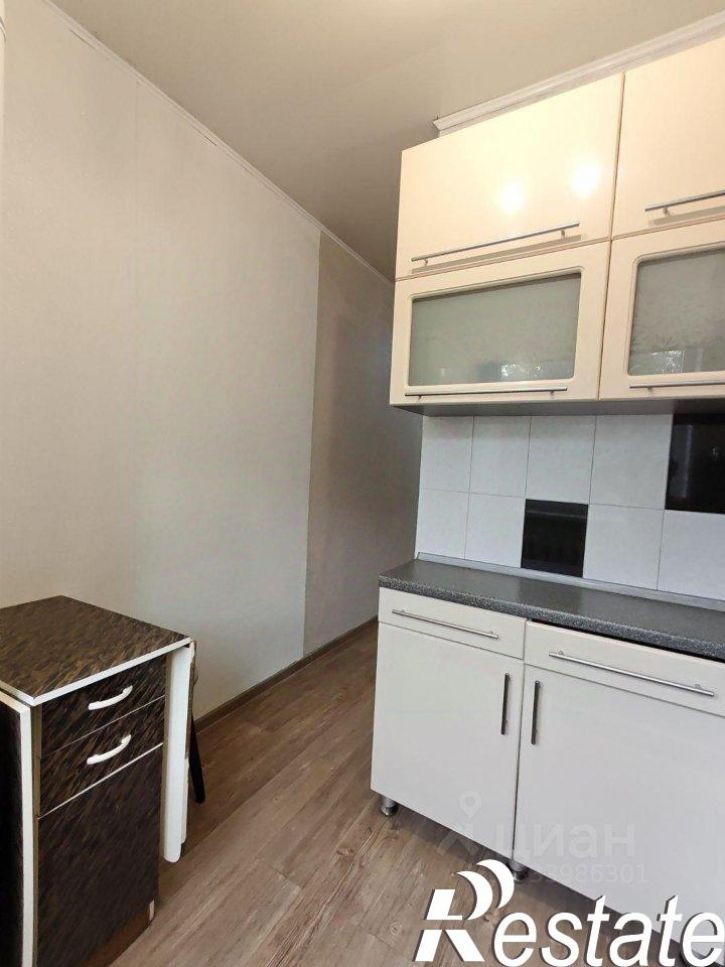 2-комн квартира улица Крылова, 43,  д. 43