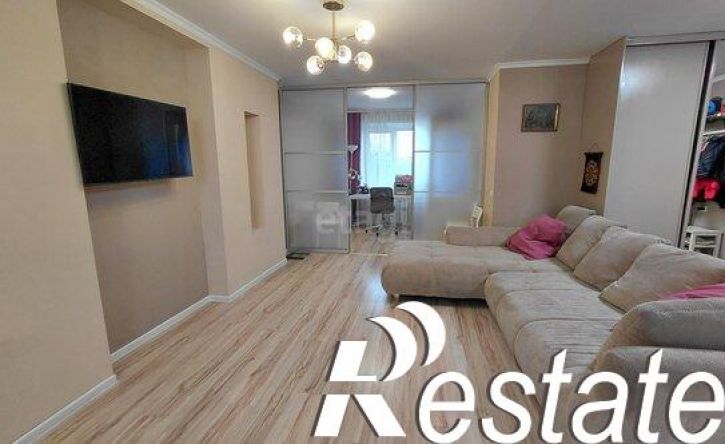 3-комн квартира проспект Дружбы Народов, 1,  д. 1