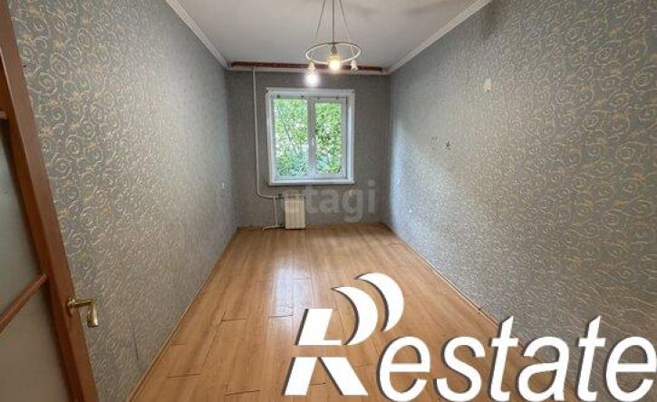 2-комн квартира улица Крылова, 37,  д. 37