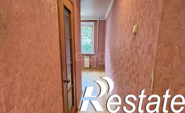 2-комн квартира улица Крылова, 37,  д. 37