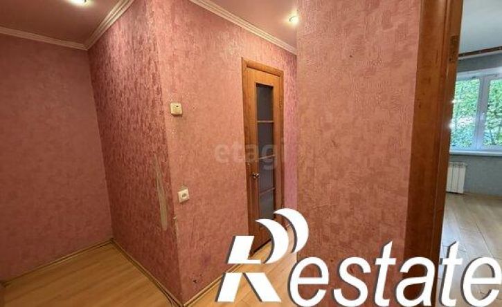 2-комн квартира улица Крылова, 37,  д. 37