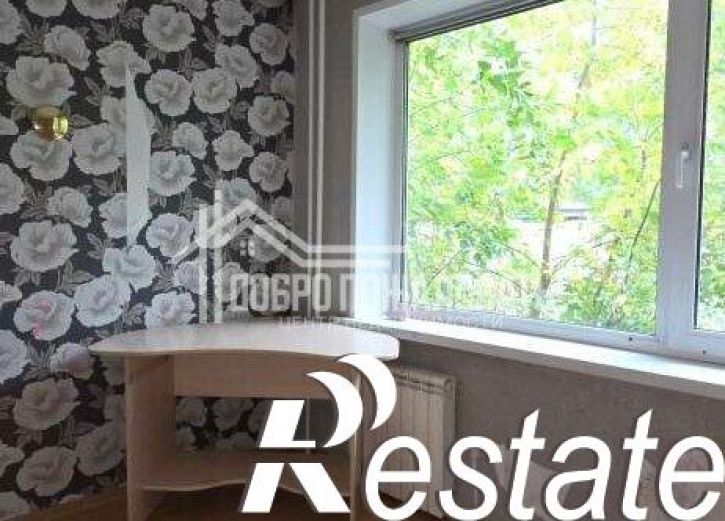 2-комн квартира улица Крылова, 37,  д. 37