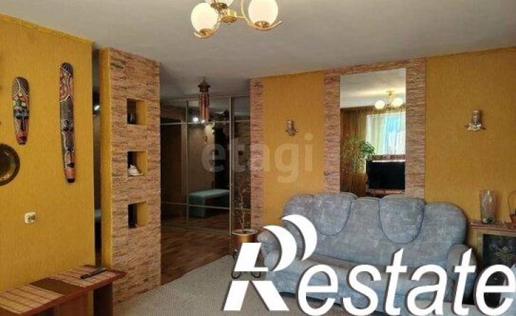 4-комн квартира проспект Дружбы Народов, 3,  д. 3