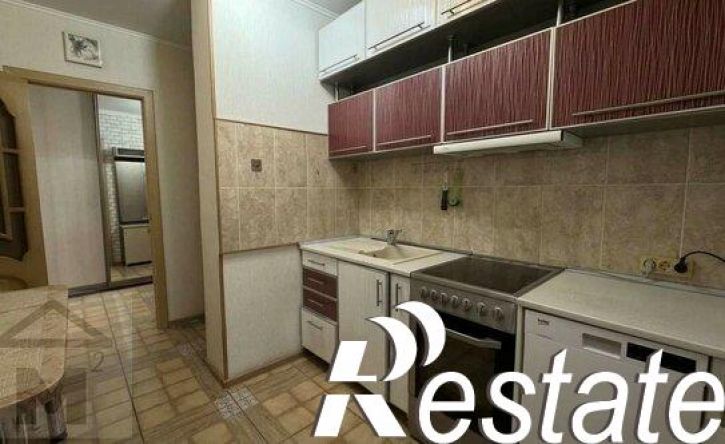 3-комн квартира улица Крылова, 71,  д. 71